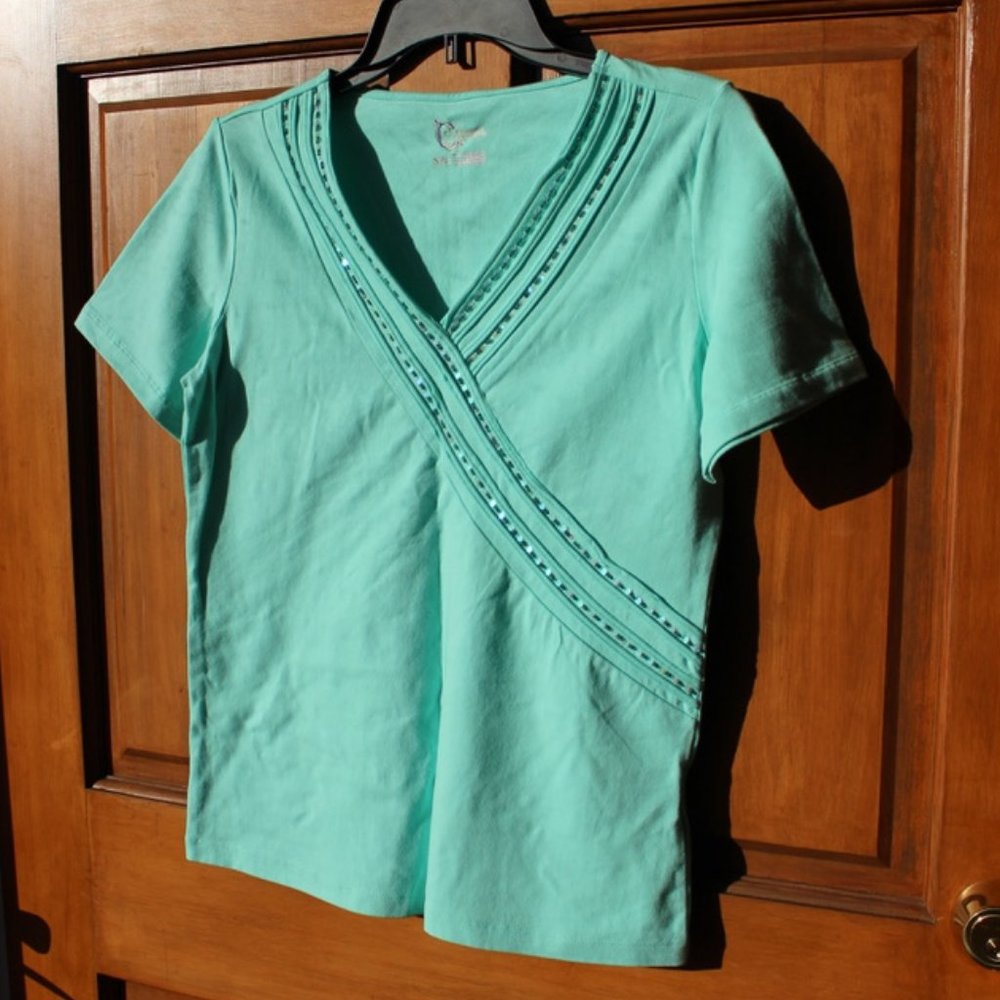 Seafoam green tee